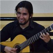 Profesor de música, especialista en guitarra clásica y eléctrica para niños, jóvenes y adultos